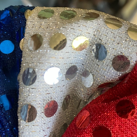 Spritz Sequin Light-Up Patriotic Bow Headband in Blue, Red & White - Picture 6 of 7